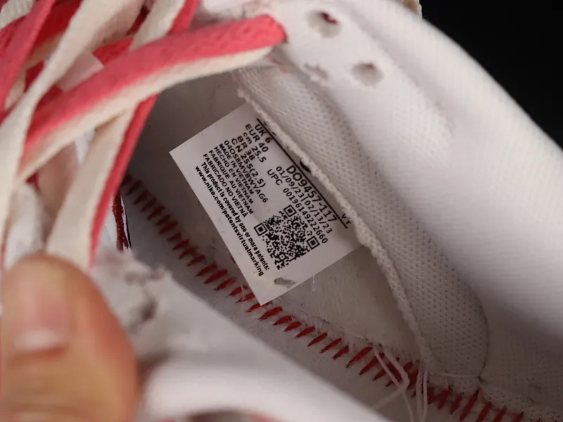 All Categories Nk SB Dunk Series Nk SB Dunk Low Low-top Sneakers Nk Dunk Low SE 2023 Year of the Rabbit Limited SB Smashed Backboard Fashion Casual Sneakers DO9457-117